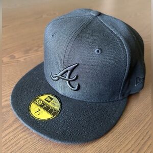 New Era 59Fifty Manolo Atlanta Braves 1996 World Series
Patch Hat Black 7 1/2